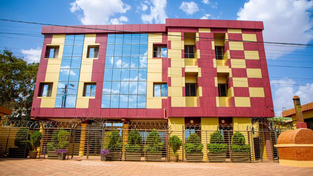 MÉMORIAL HÔTEL
